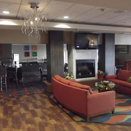 Junction City Inn & Suites Buitenkant foto