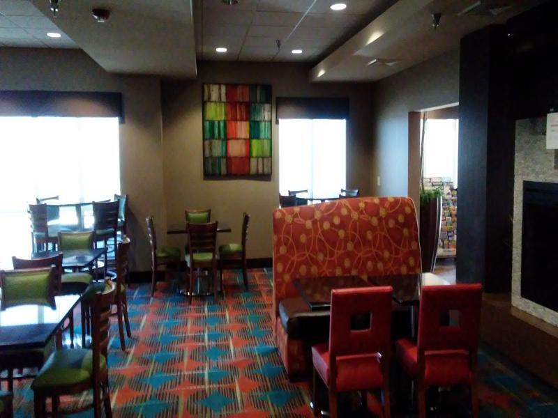 Junction City Inn & Suites Buitenkant foto